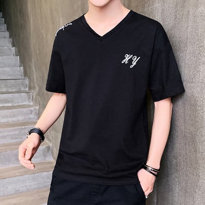 Tricou barbatesc model nou cu decolteu spitz si inscriptionare