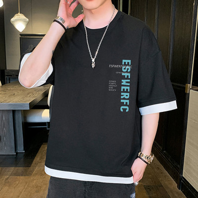 Tricou casual cu aplicatie si maneci scurte in mai multe culori pentru barbati