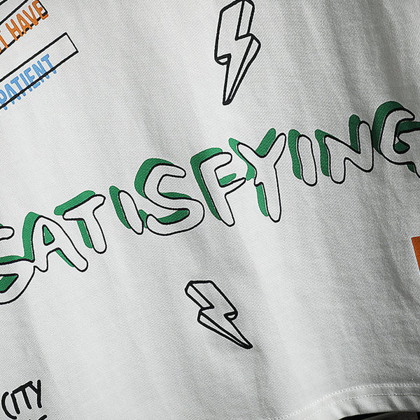 Tricou casual barbatesc cu decolteu oval cu inscriptii