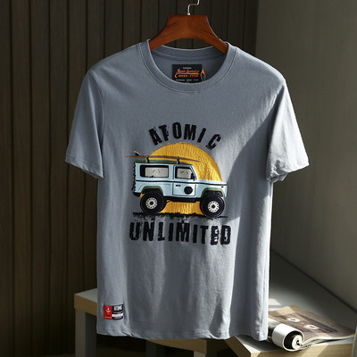 Tricou bărbătesc de primăvară cu aplicație și mâneci scurte