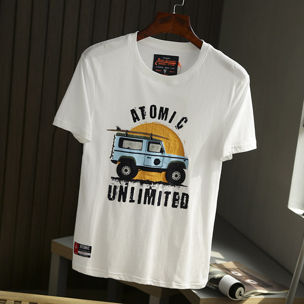 Tricou bărbătesc de primăvară cu aplicație și mâneci scurte