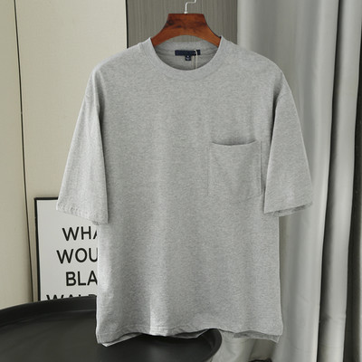 Tricou barbatesc monocolor cu buzunar