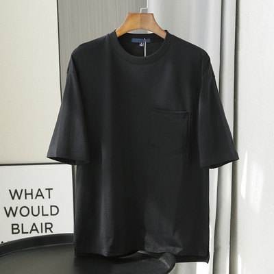 Tricou barbatesc monocolor cu buzunar