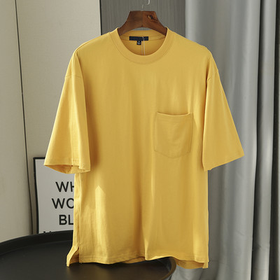 Tricou barbatesc monocolor cu buzunar