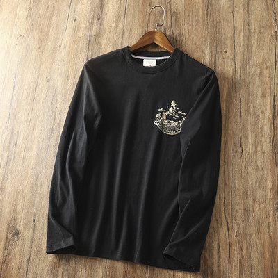 Muška bluza s aplikacijom i dugim rukavima