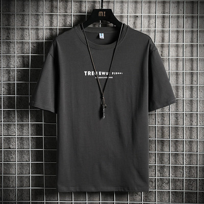 Ležerna muška majica s ovalnim izrezom i kratkim rukavima