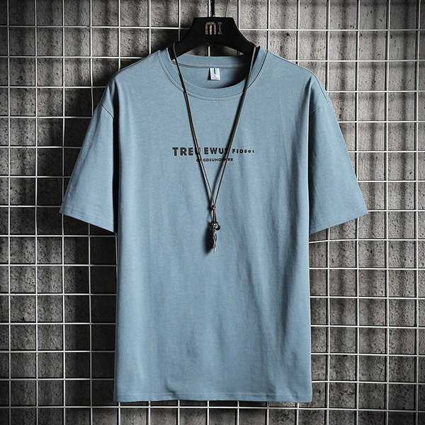 Ležerna muška majica s ovalnim izrezom i kratkim rukavima