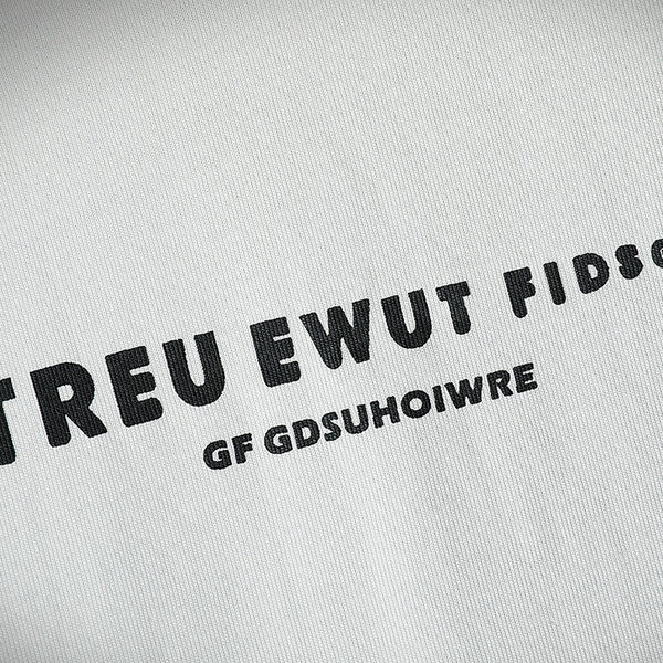 Ležerna muška majica s ovalnim izrezom i kratkim rukavima