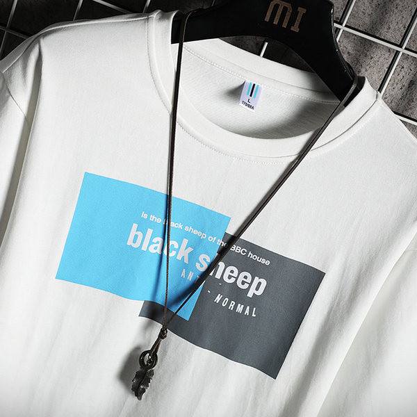 Tricou model nou cu mâneci scurte și imprimeu pentru bărbați