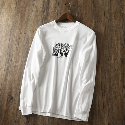 Bluză bărbătească cu mâneci lungi și aplicație