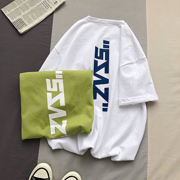 Tricou casual barbatesc cu inscriptie si decolteu rotund