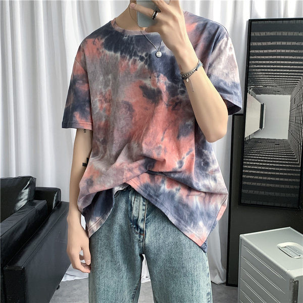 Tricou bărbătesc colorat în patru culori cu mâneci scurte