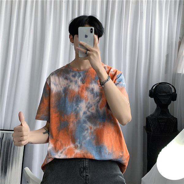 Tricou bărbătesc colorat în patru culori cu mâneci scurte