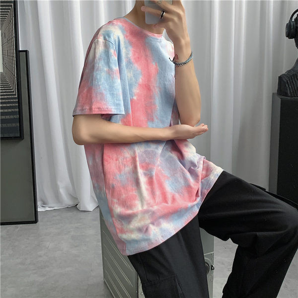 Tricou bărbătesc colorat în patru culori cu mâneci scurte