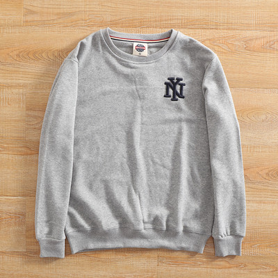 Bluza barbatesta cu broderie si decolteu rotund