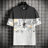 Ανδρικό φαρδιά μπλουζάκι με απλικέ και κοντά μανίκια