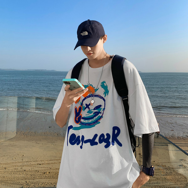 Tricou larg de vara cu imprimeu color