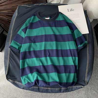 Ανδρικό ριγέ μπλουζάκι με φαρδύ μοντέλο