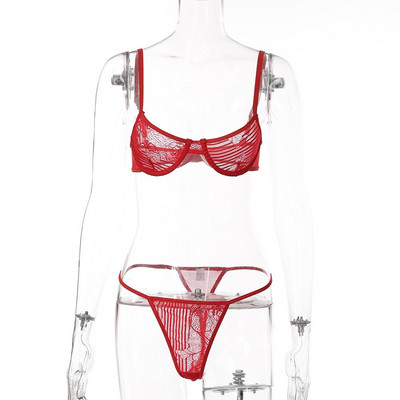 Κομψό γυναικείο σετ εσώρουχων από δύο μέρη - σουτιέν με δαντέλα και στριγκ