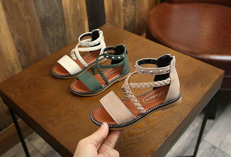 Sandale moderne pentru copii din piele intoarsa ecologica pentru fete