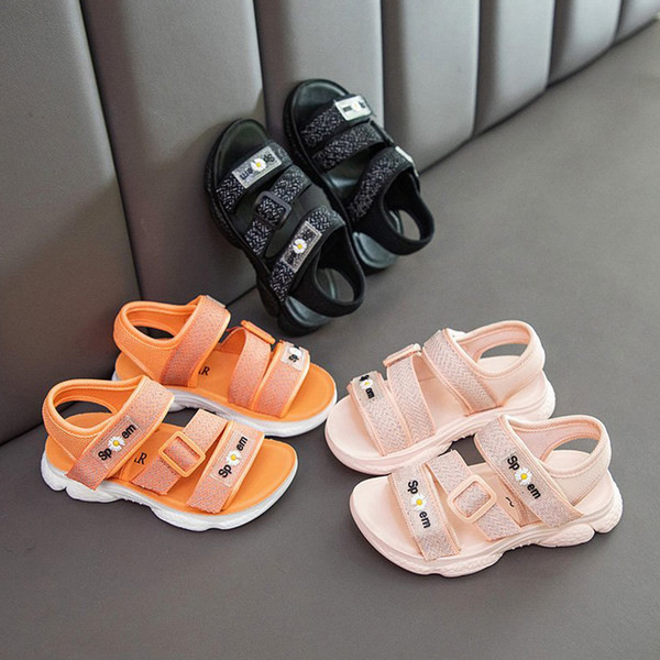 Model nou de sandale pentru copii cu broderie si catarama