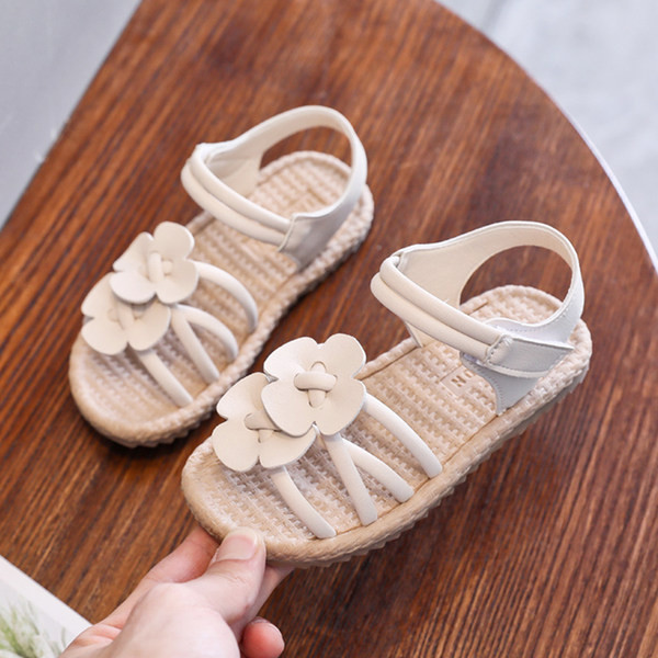 Model nou de sandale antiderapante pentru copii cu flori 3D