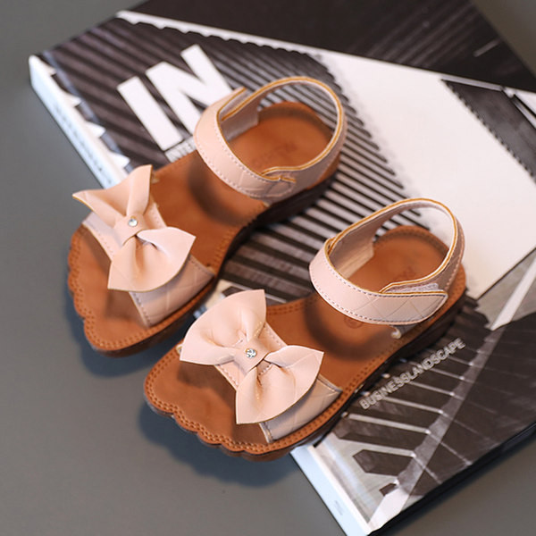 Sandale moderne pentru copii cu panglică și autocolant