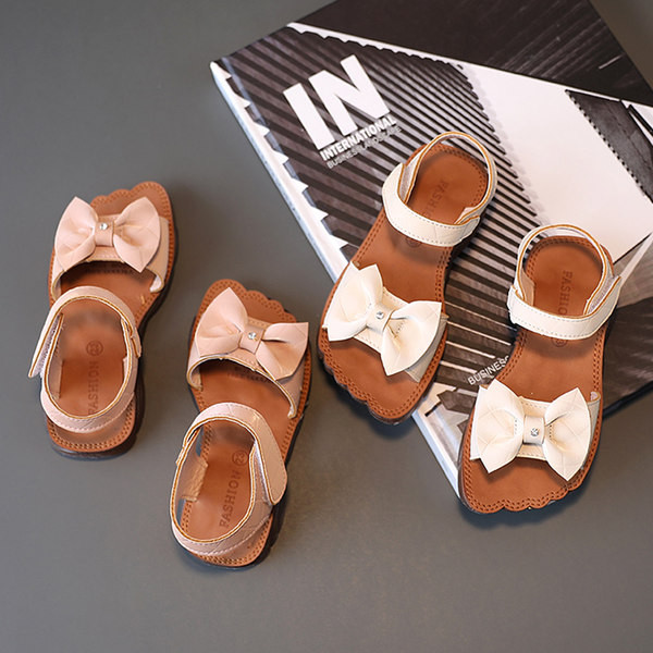 Sandale moderne pentru copii cu panglică și autocolant
