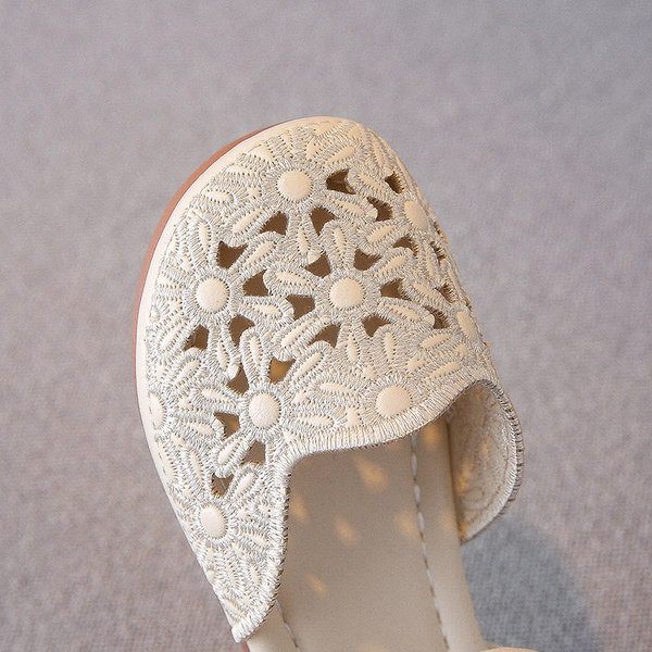 Sandale pentru copii cu talpă plată și broderie