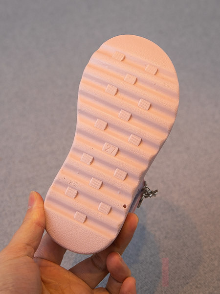 Sandale pentru copii cu cataramă și element 3D