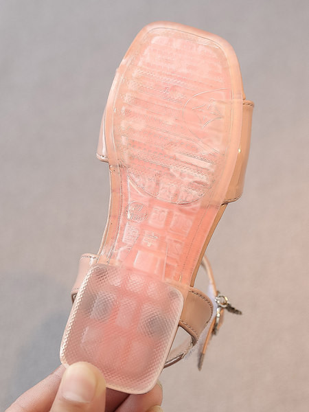 Sandale pentru copii cu cataramă și decor inimă