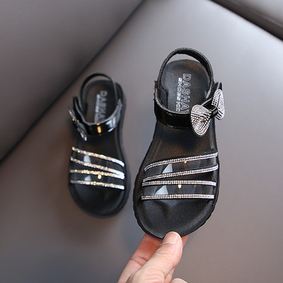 Model nou de sandale pentru copii cu bretele pentru fete