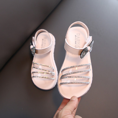 Model nou de sandale pentru copii cu bretele pentru fete