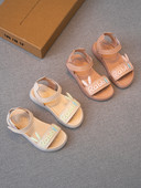 Sandale pentru copii cu talpă plată și element 3D