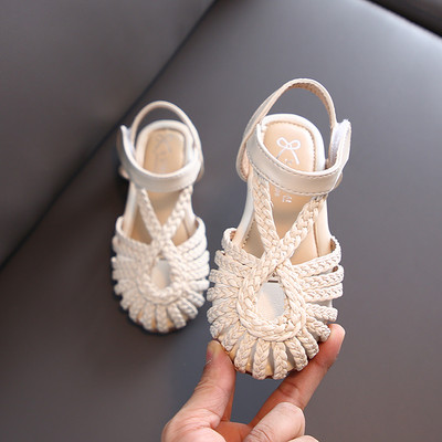 Model nou de sandale pentru copii cu bretele in mai multe culori pentru fete