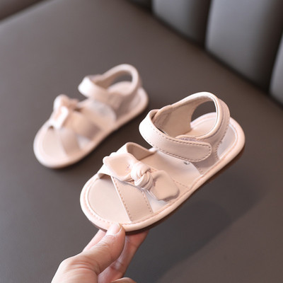 Sandale pentru copii cu talpă plată și panglică în alb și negru