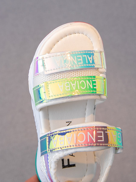 Sandale colorate pentru copii cu talpă plate și petice