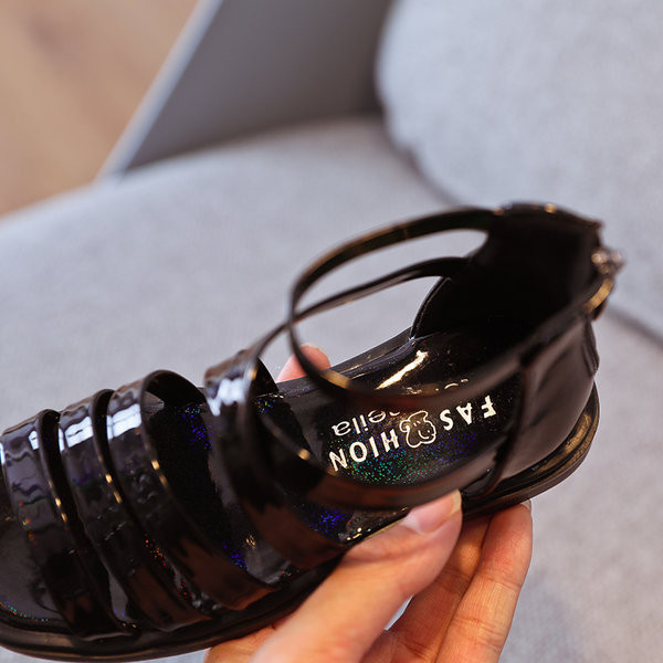 Sandale pentru copii cu fermoar și talpă plată în mai multe culori