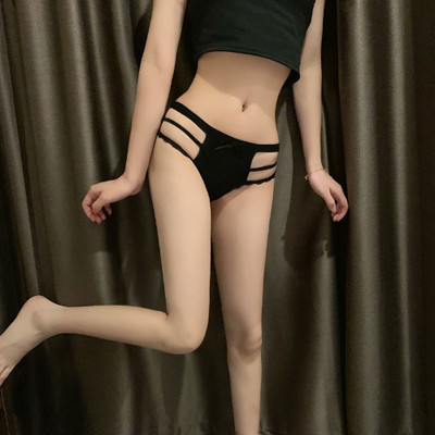 Boxeri eleganti de dama, cu element decupat