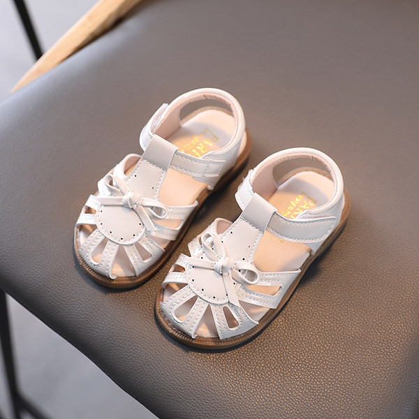 Sandale pentru copii din piele ecologica cu panglica si autocolante