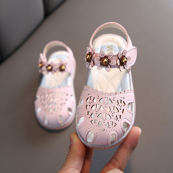 Sandale moderne din piele ecologica cu flori 3D