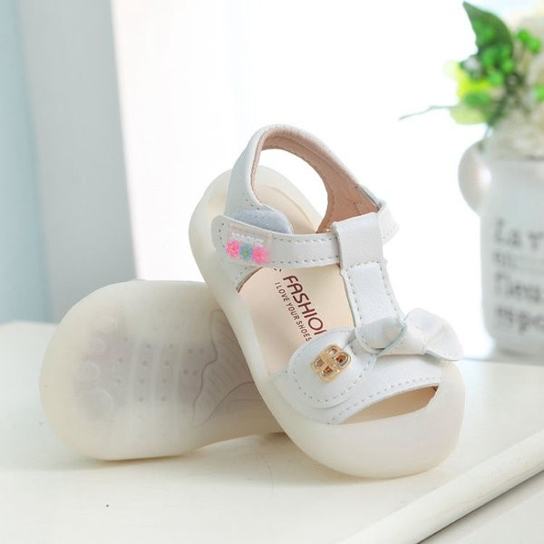 Sandale pentru copii din piele ecologică cu ursuleț de pluș