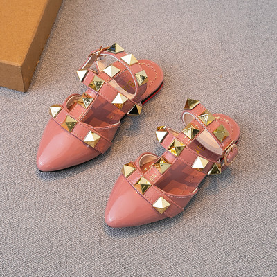 Sandale copii model ascutit pentru fete cu element metalic