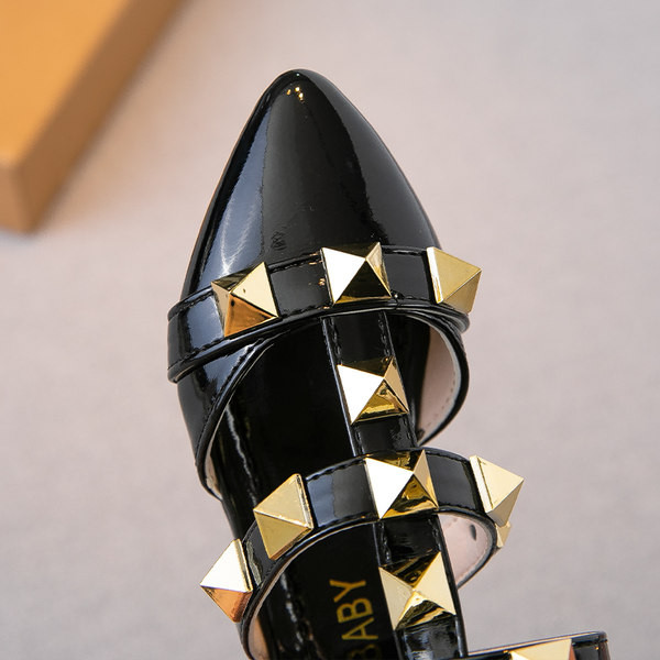 Sandale copii model ascutit pentru fete cu element metalic