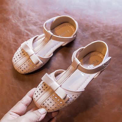 Sandale moderne pentru copii din piele artificială cu panglică pentru fete