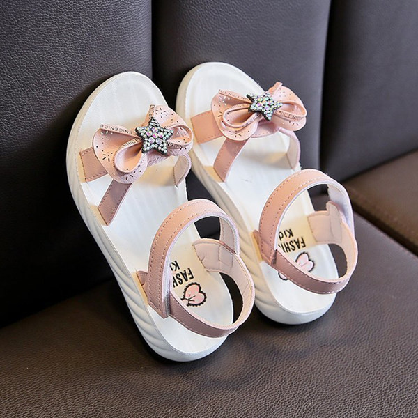 Sandale moderne pentru copii cu talpă moale și panglică