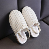 Model nou de sandale pentru copii cu talpa plate - pentru fete