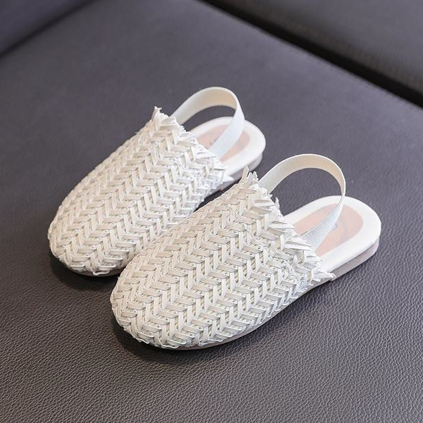 Model nou de sandale pentru copii cu talpa plate - pentru fete