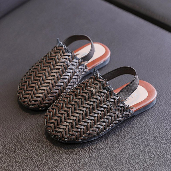 Model nou de sandale pentru copii cu talpa plate - pentru fete