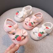 Dječje sandale s trakom i 3D jagodom